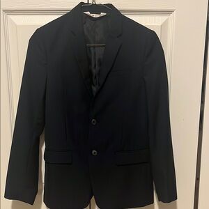 HM Blue Blazer with Tailored Fit and Notched Lapels